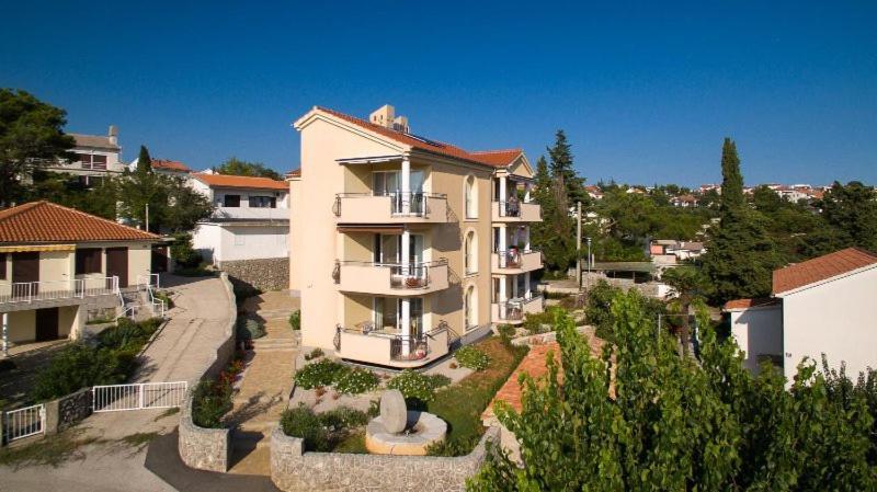 Marija F2 Apartment Крк Екстер'єр фото