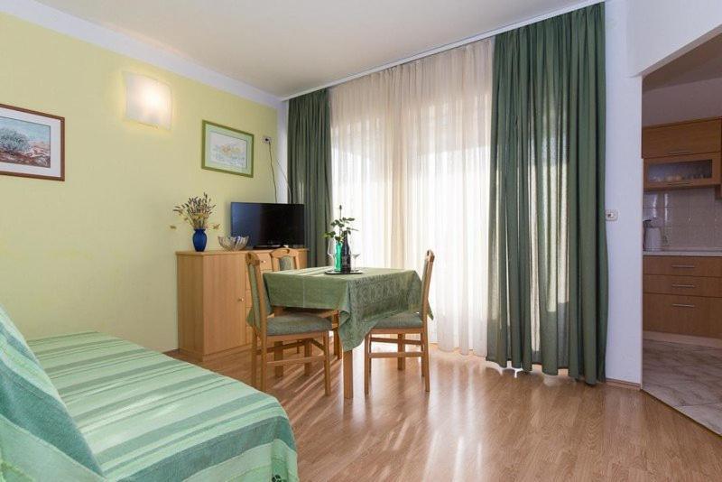 Marija F2 Apartment Крк Екстер'єр фото